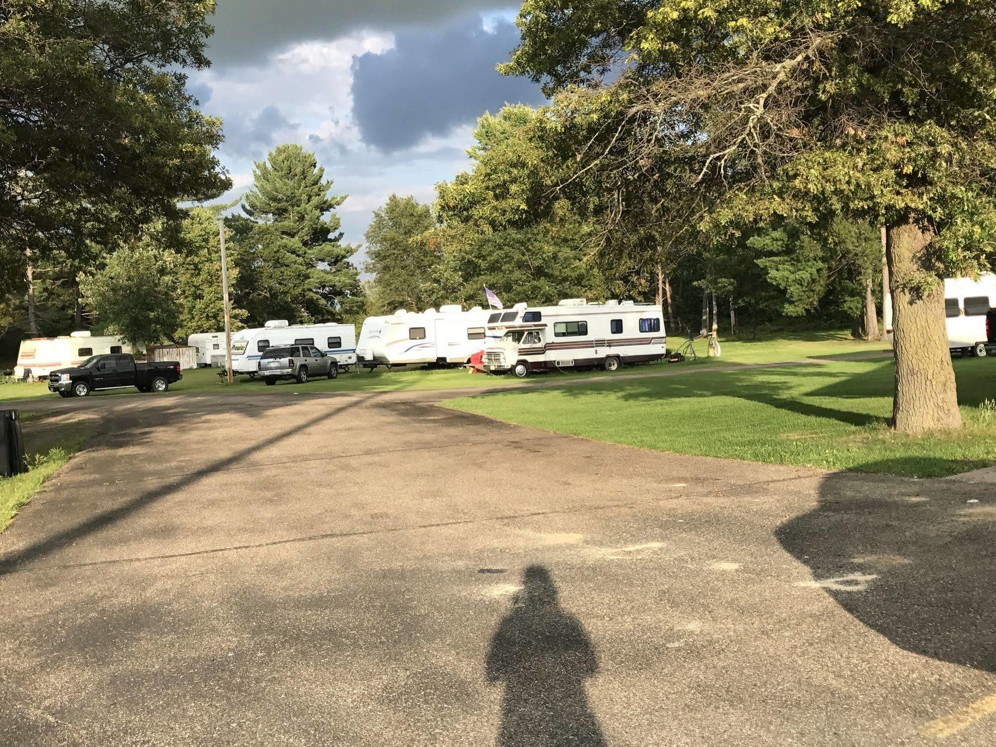 Motel 95 & Campground Hixton Exterior photo